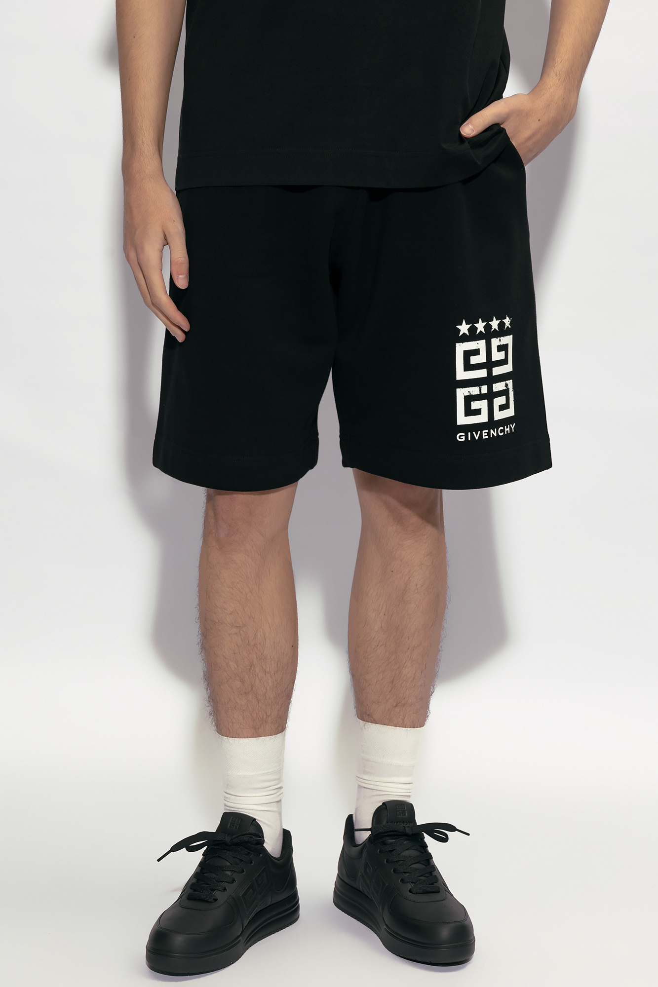 Givenchy 2025 logo shorts